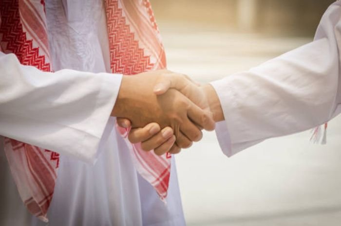 Bolehkan Menerima Hadiah Natal Bagi Umat Islam? Begini Hukumnya 9 Bolehkan Menerima Hadiah Natal Bagi Umat Islam? Begini Hukumnya