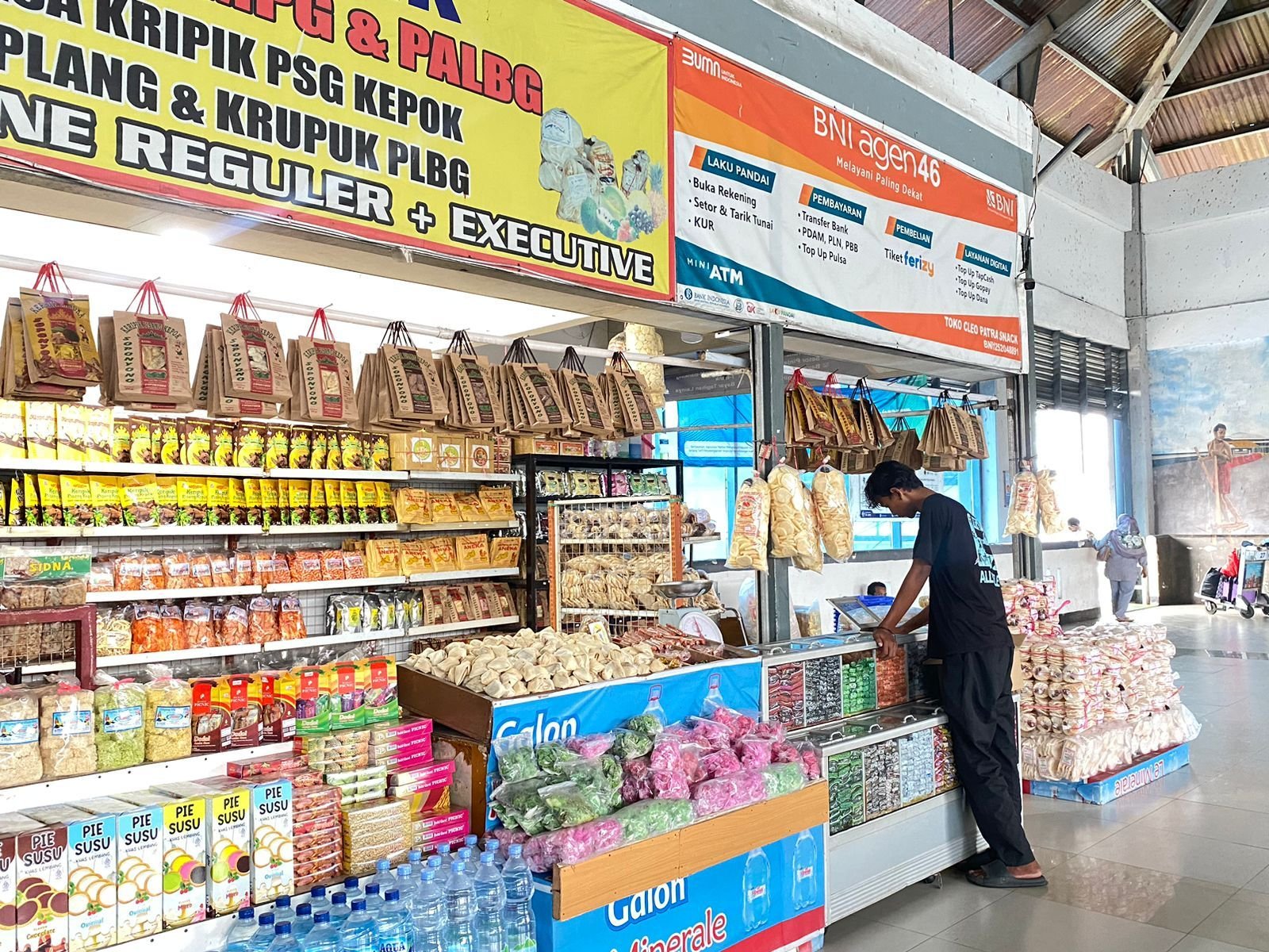 Pelaku UMKM Pelabuhan Merak Minta Pemkot Hadirkan Oleh-Oleh Khas Daerah Cilegon