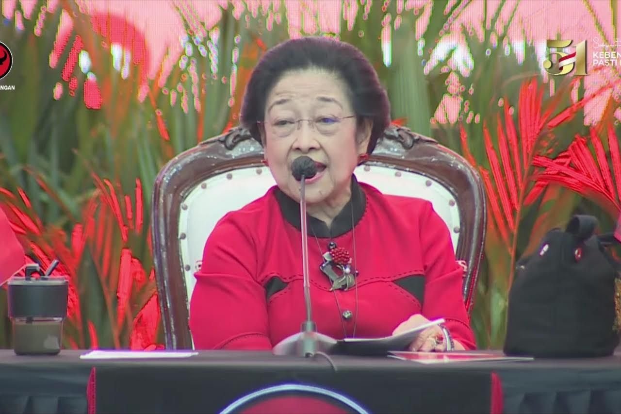 Menilik Ancaman Megawati Jika Hasto Kristiyanto Jadi Tersangka, Siap Datangi KPK: Nggak Kayak Ngono Loh 2 Menilik Ancaman Megawati Jika Hasto Kristiyanto Jadi Tersangka, Siap Datangi KPK: Nggak Kayak Ngono Loh