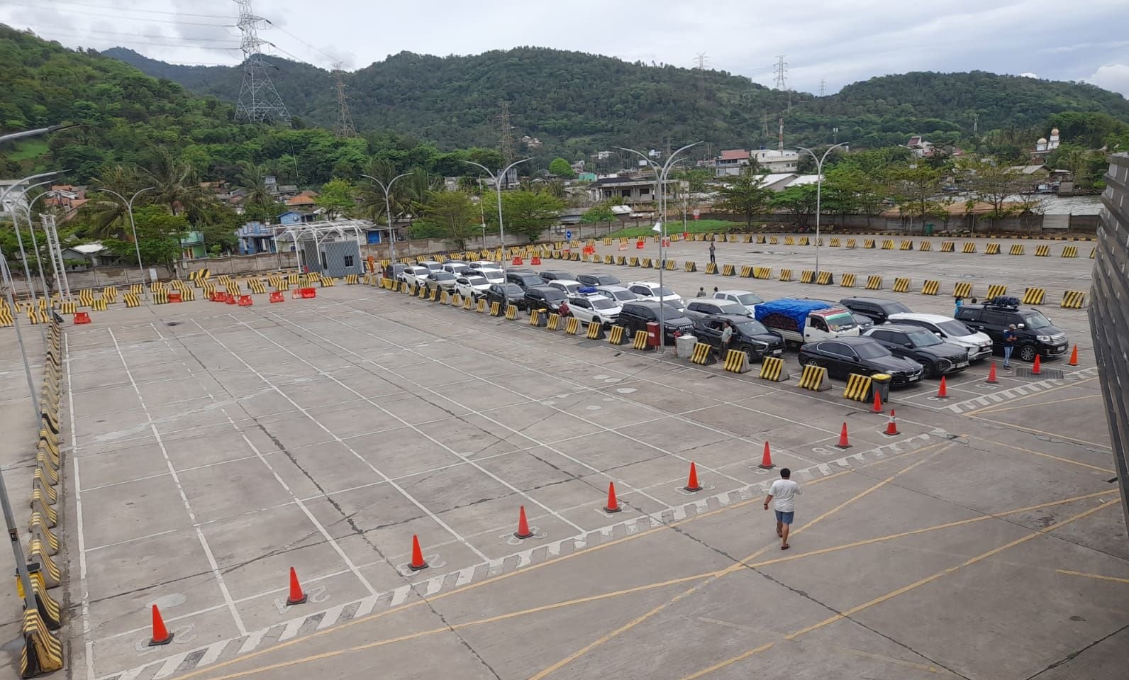 Pemudik Nararu Turun 13 Persen, Ada 309.953 Orang Menyeberang dari Jawa ke Sumatera