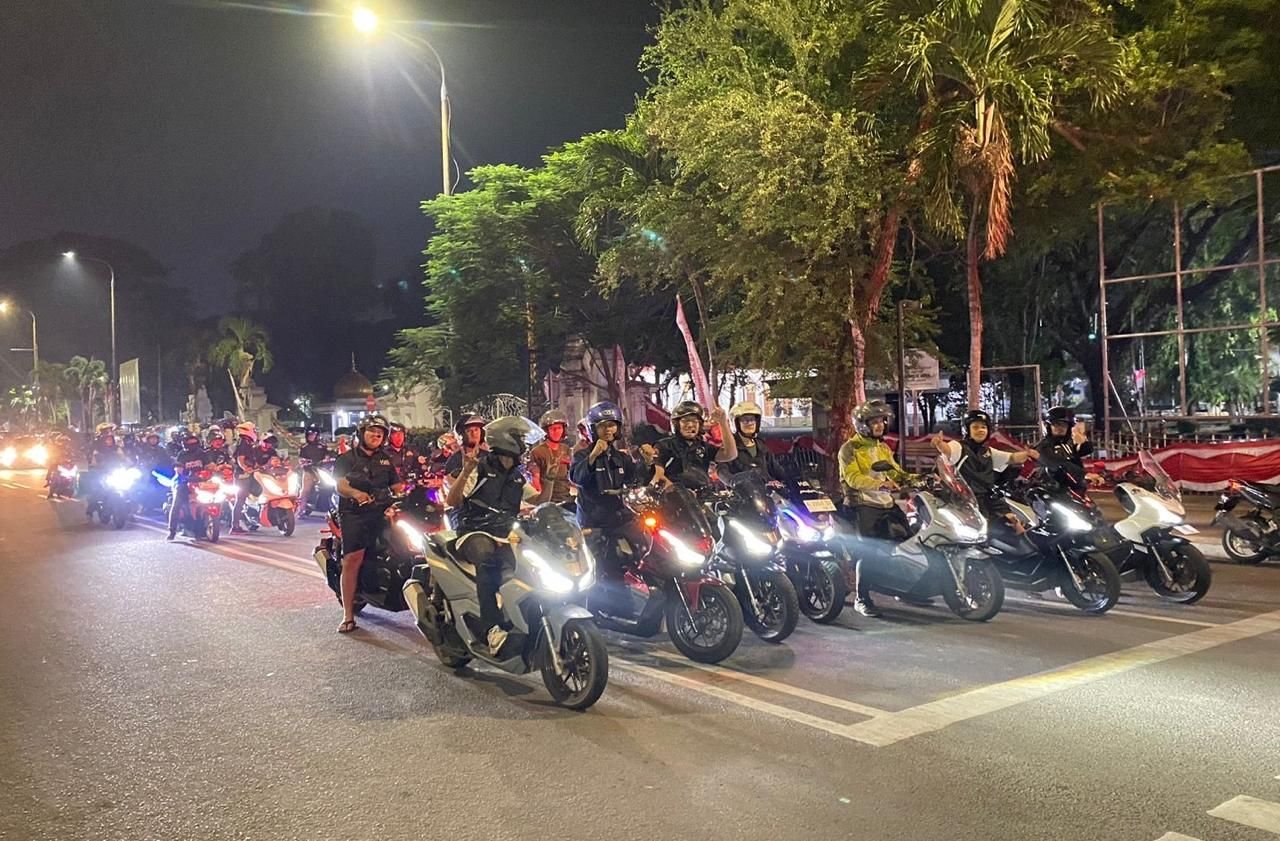 Riding Malam Bukan Halangan, Simak Tips Berkendara Aman untuk Pengguna Motor Honda 10 Riding Malam Bukan Halangan, Simak Tips Berkendara Aman untuk Pengguna Motor Honda
