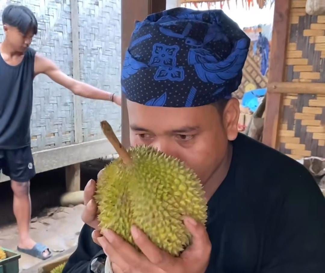 Dijamin Gak Kecewa, Ini Tips Mudah Pilih Durian Baduy yang Enak 1 Dijamin Gak Kecewa, Ini Tips Mudah Pilih Durian Baduy yang Enak