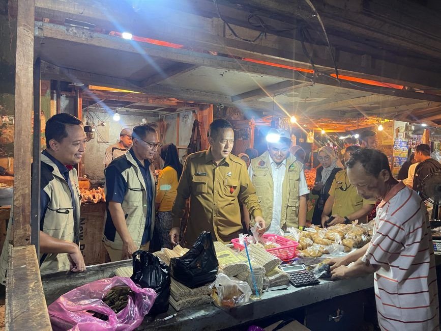 Bikin Sambel Makin Mahal, Segini Harga Cabai, Bawang Merah Hingga Minyak Goreng Jelang Tahun Baru 8 Bikin Sambel Makin Mahal, Segini Harga Cabai, Bawang Merah Hingga Minyak Goreng Jelang Tahun Baru