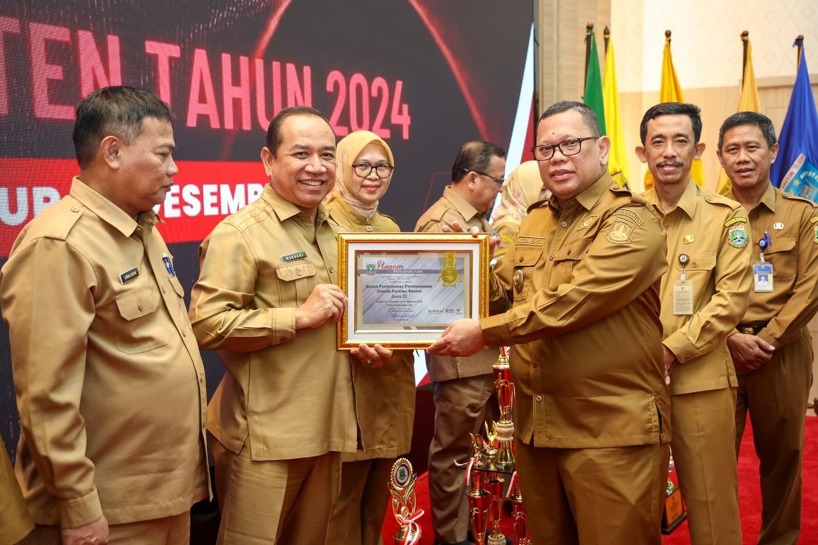 Pj Gubernur Banten Dorong Inovasi Pelayanan Publik di Era Digital 5 Pj Gubernur Banten Dorong Inovasi Pelayanan Publik di Era Digital