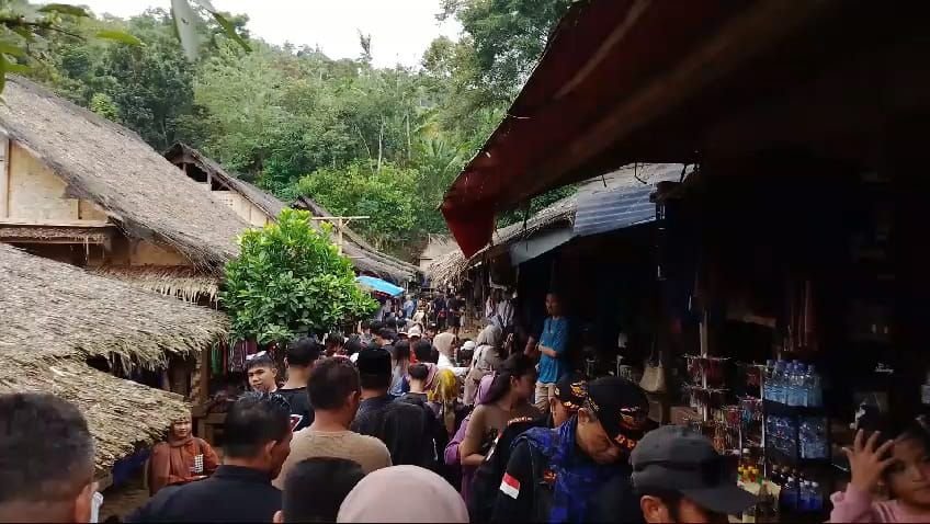 Menakjubkan Sebanyak 57.219 Wisatawan Kunjungi Baduy Selama Nataru 7 Menakjubkan Sebanyak 57.219 Wisatawan Kunjungi Baduy Selama Nataru
