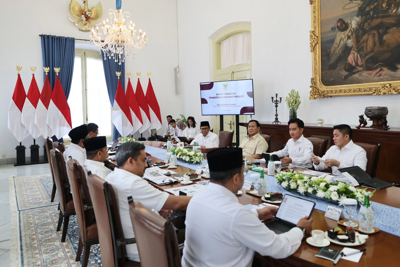 Prabowo Instruksikan Bahan Baku Program Makan Bergizi Gratis Bersumber dari Desa untuk Dorong Ekonomi