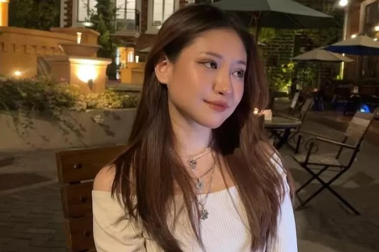 Mengenal Lebih Dekat Naykilla: Penyanyi Lagu Garam dan Madu Dengan Suara Merdu, Ternyata Adik dari Sosok Ini