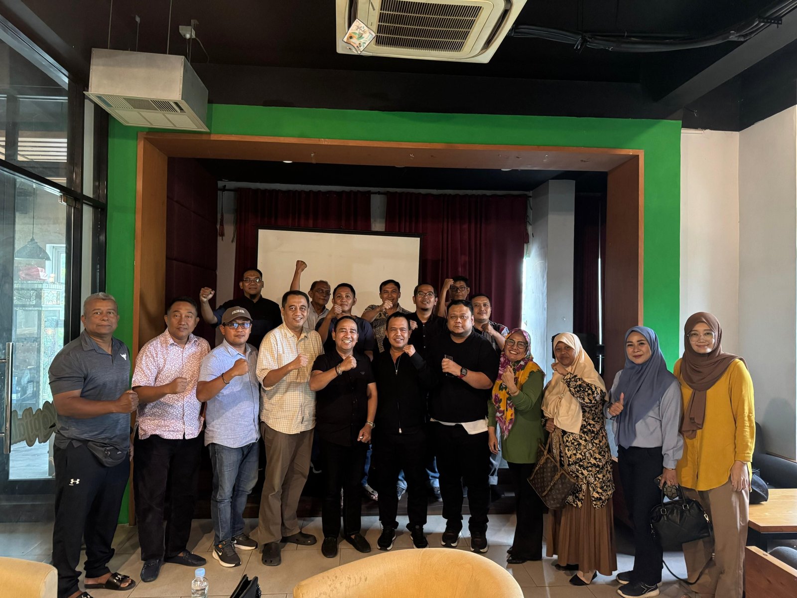 Ketua Dekopinwil Banten Asep Rahmatullah Tekan Hal Ini Buat Dekopinda Kabupaten Kota 1 Ketua Dekopinwil Banten Asep Rahmatullah Tekan Hal Ini Buat Dekopinda Kabupaten Kota