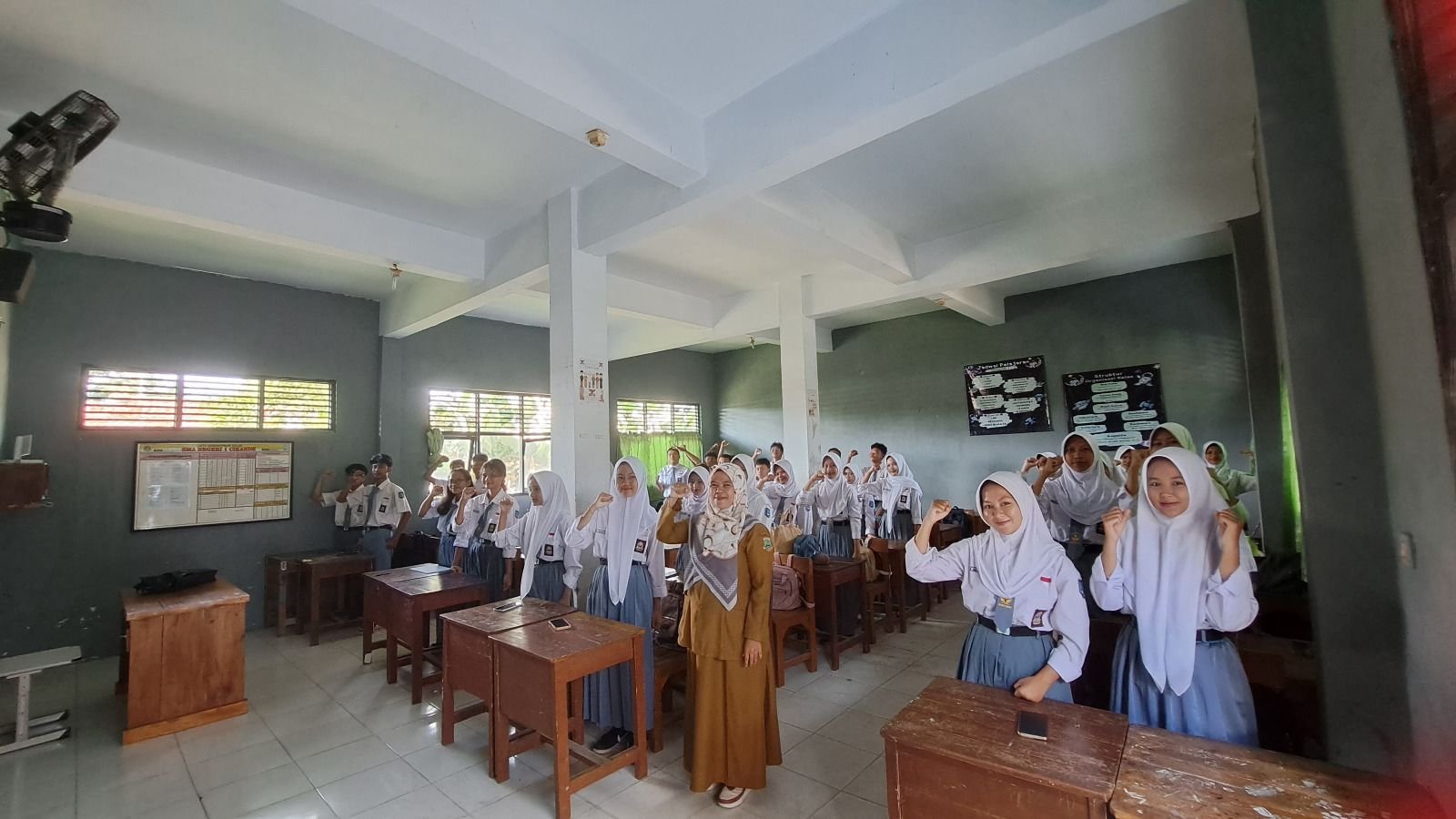 SMAN 1 Cikande Sosialisasi Kebiasaan Anak Indonesia Hebat