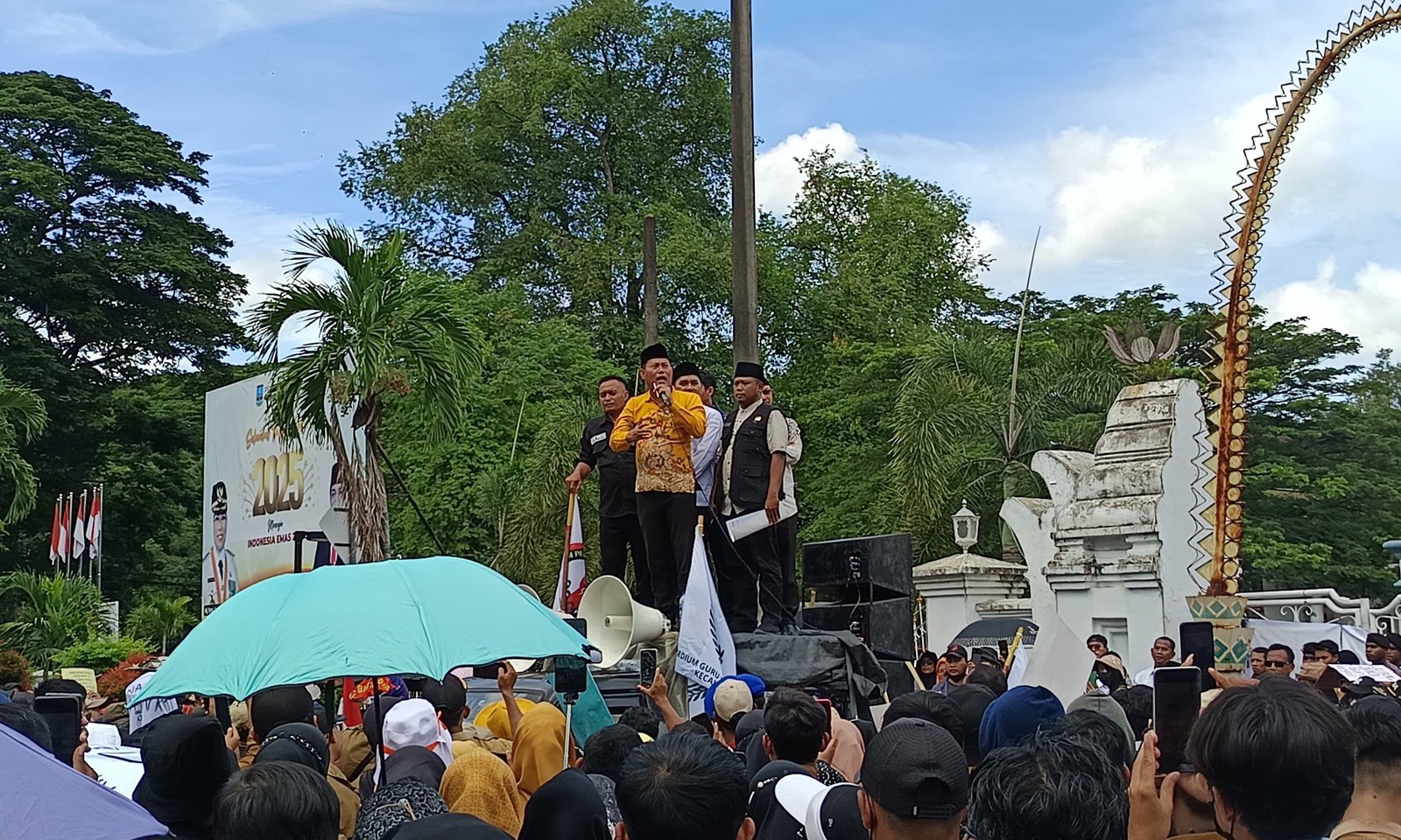 Digeruduk Honorer Pemkab Serang, DPRD Sebut Keuangan Daerah Belum Sanggup Cover Jika Semua Diangkat Jadi PPPK