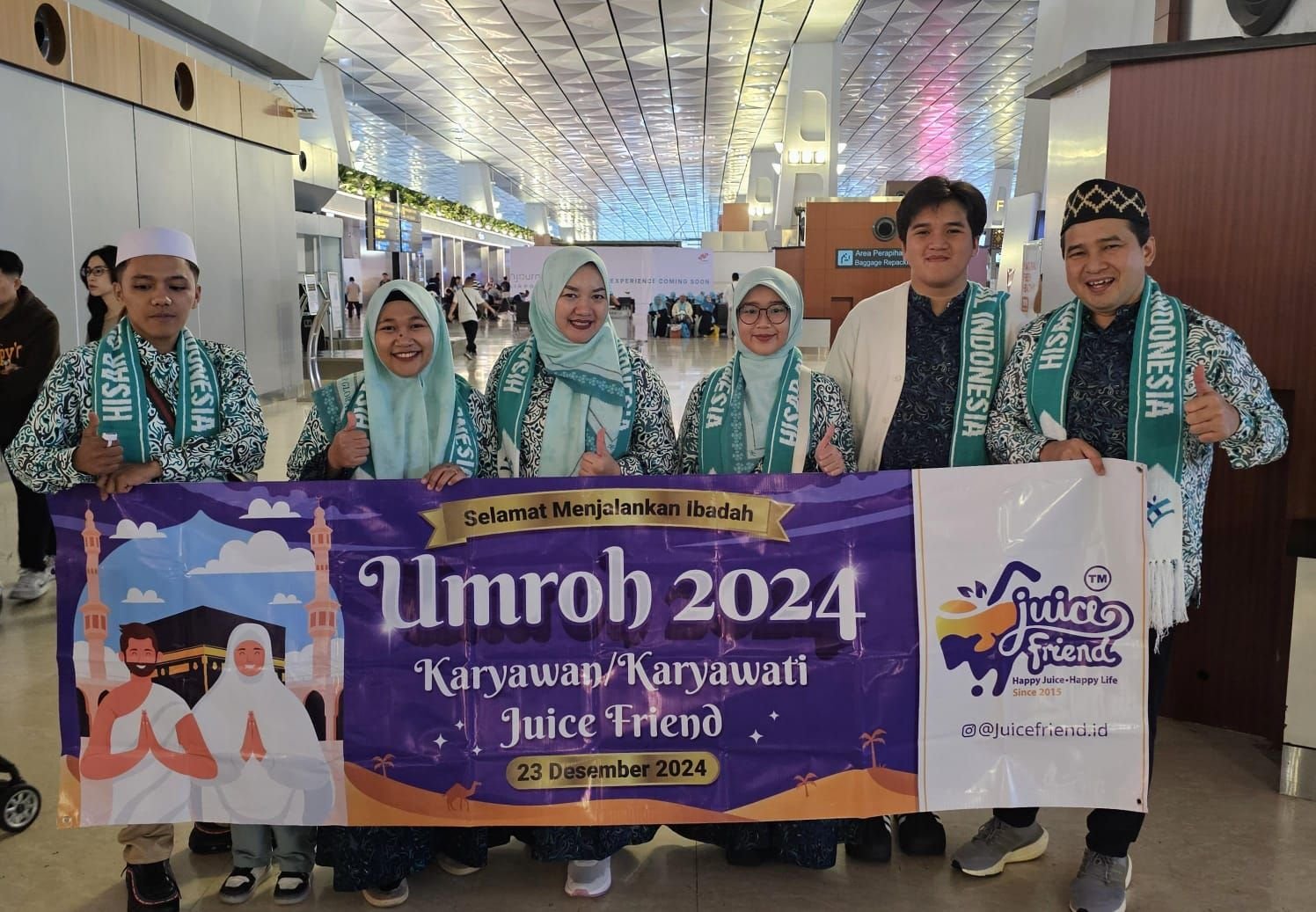Berdedikasi Tinggi, Karyawan Juicefriend Diganjar Hadiah Umroh 10 Berdedikasi Tinggi, Karyawan Juicefriend Diganjar Hadiah Umroh