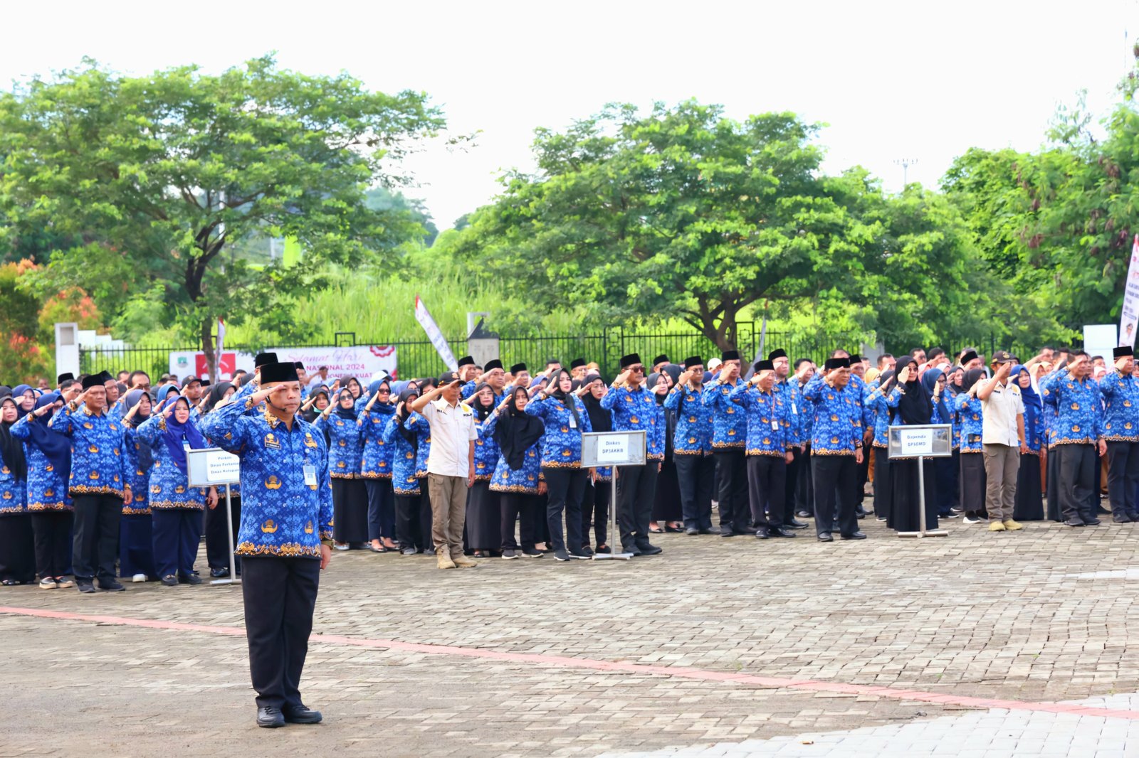 Besok, Semua ASN Pemprov Banten Wajib Masuk Kerja! 1 Pelanggaran ASN Banten Meningkat, Dewan Soroti Kurangnya Kedisiplinan dan Desak Pengawasan Ketat