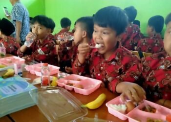MBG Belum Bergulir, Pelaku Usaha Kantin Sekolah di Lebak Ngaku Was-was 9 Satgas MBG Pemkot Serang
