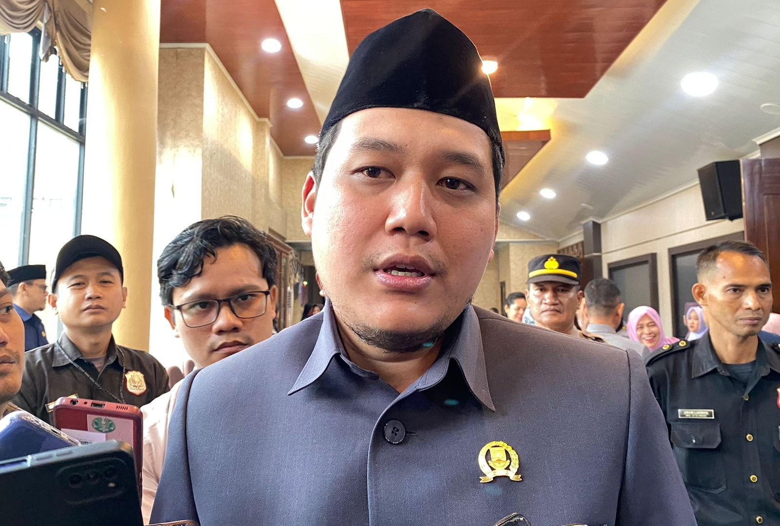Ketua DPRD Kota Cilegon Minta Helldy Agustian Tak Cuci Tangan Atas Permasalahan yang Ditinggalkan