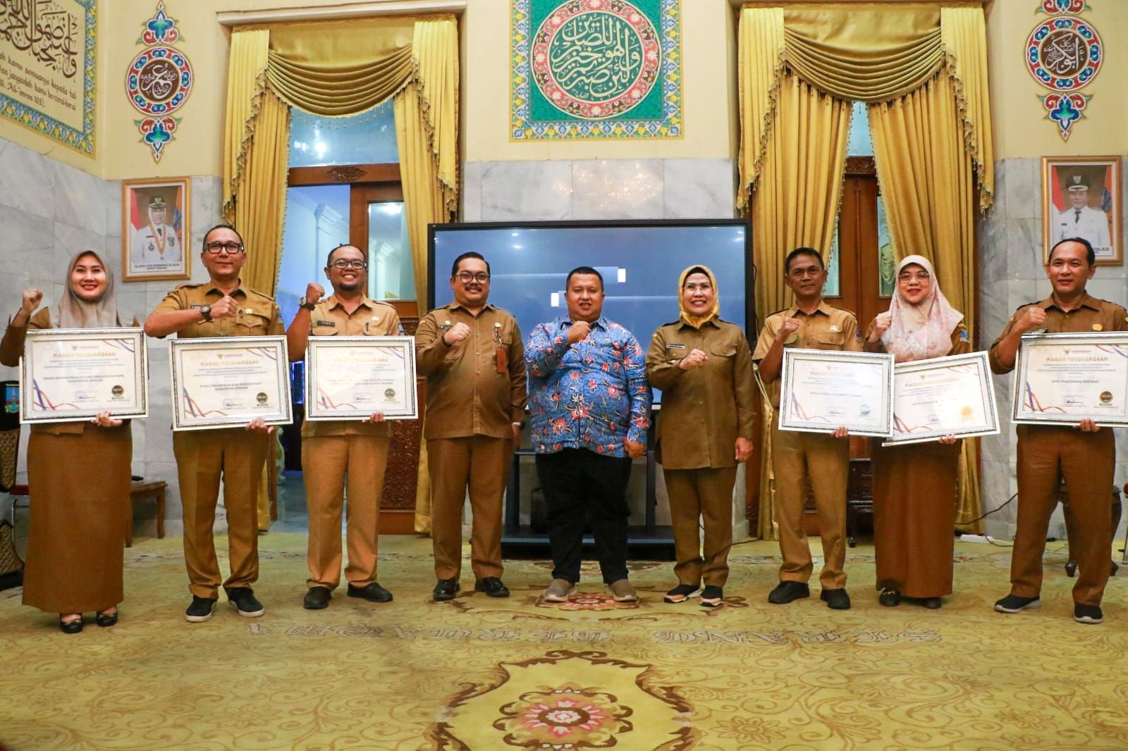 Empat OPD dan Dua Puskesmas di Kabupaten Serang Raih Penghargaan Zona Hijau dari Ombudsman RI 3 Empat OPD dan Dua Puskesmas di Kabupaten Serang Raih Penghargaan Zona Hijau dari Ombudsman RI