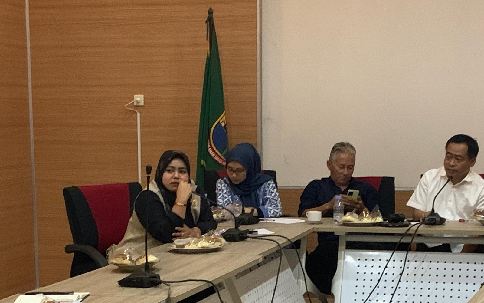 Dewan Sebut Banyak Penyaluran PKH di Lebak Salah Sasaran Diharapkan Ditinjau Ulang 6 Dewan Sebut Banyak Penyaluran PKH di Lebak Salah Sasaran Diharapkan Ditinjau Ulang