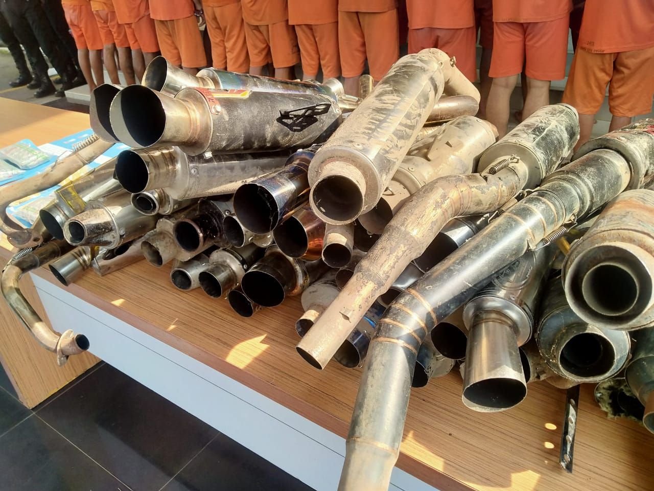 Awal Tahun, 107 Knalpot Brong di kabupaten Lebak Diamankan Polisi 5 Awal Tahun, 107 Knalpot Brong di kabupaten Lebak Diamankan Polisi