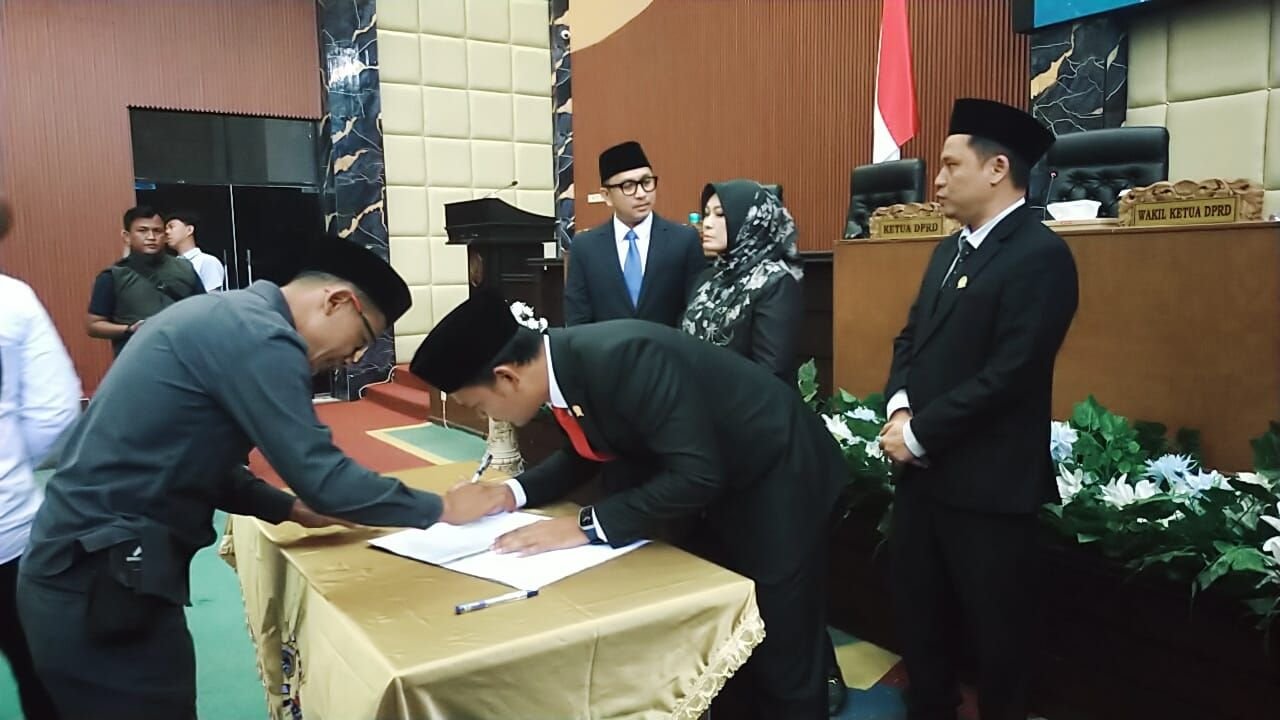 Irna-Tanto Pamit, DPRD Tetapkan Dewi-Iing jadi Bupati dan Wakil Bupati Pandeglang Terpilih