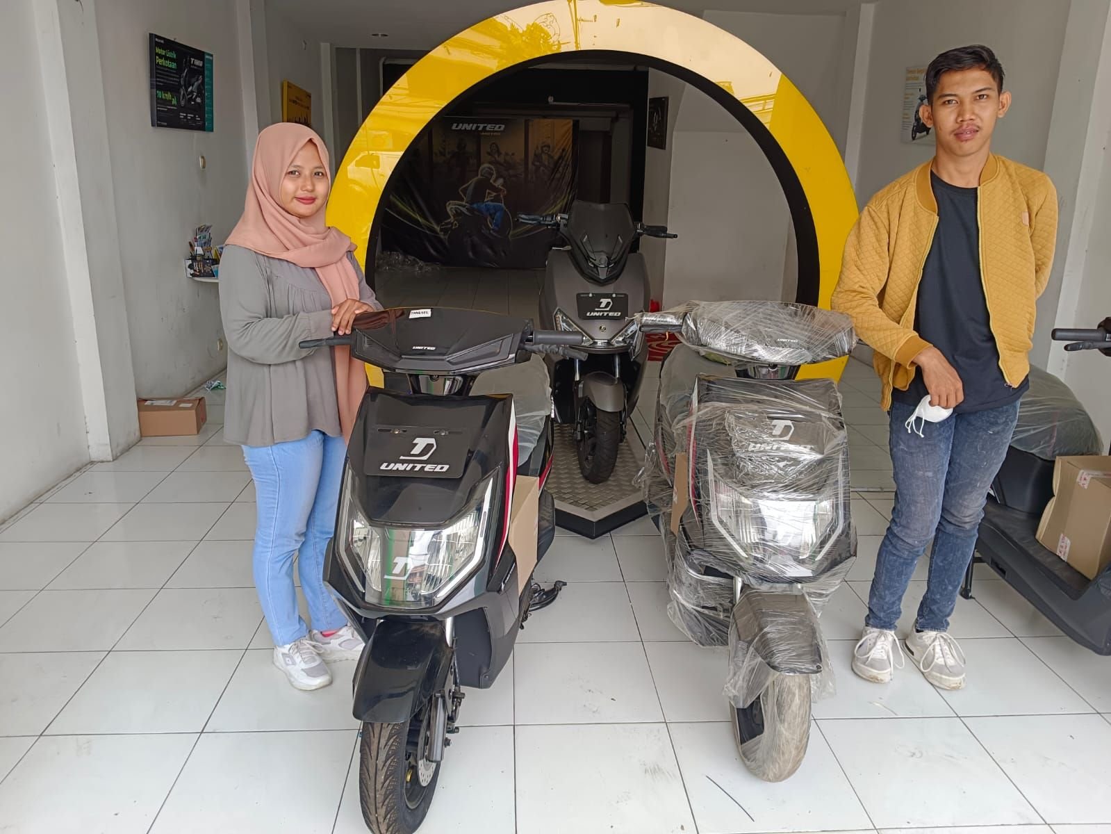 Belum ada Insentif Motor Listrik, United Kasih Diskon Rp13 Juta di Tipe T Series 8 Belum ada Insentif Motor Listrik, United Kasih Diskon Rp13 Juta di Tipe T Series