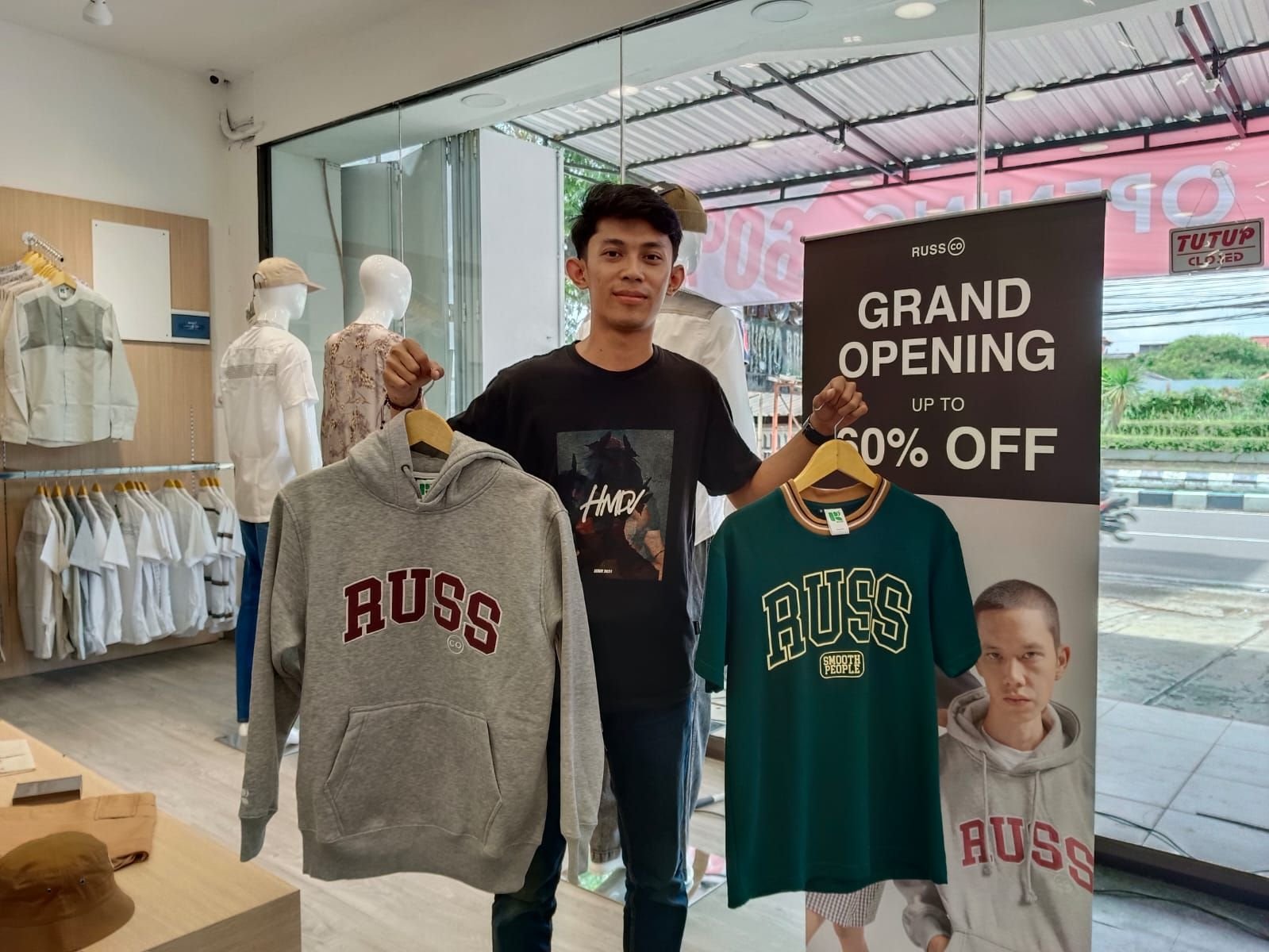 Russ and Co Ekspansi Bisnis di Kota Serang, Ramaikan Industri Fesyen di Ibukota Banten 2 Russ and Co Ekspansi Bisnis di Kota Serang, Ramaikan Industri Fesyen di Ibukota Banten