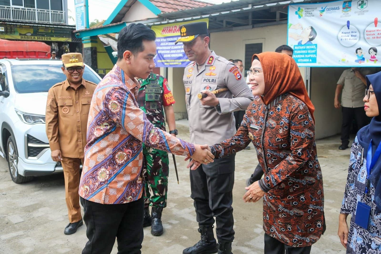 Wapres Gibran Sidak Puskesmas Tanara Terkait Program Cek Kesehatan Gratis, Kunjungan Kurang Lebih 10 Menit 1 Wapres Gibran Sidak Puskesmas Tanara Terkait Program Cek Kesehatan Gratis, Kunjungan Kurang Lebih 10 Menit