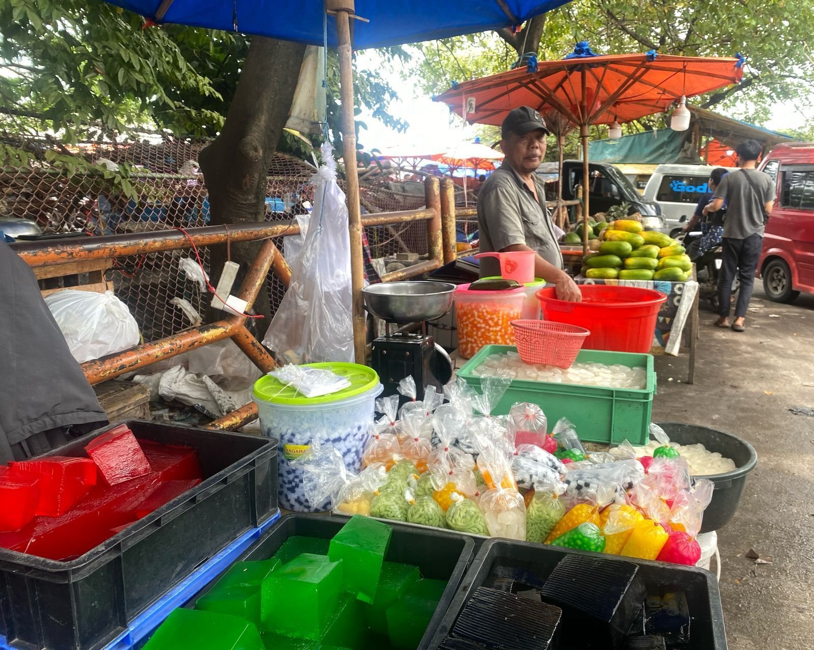 Berkah Ramadan, Penjual Bahan Takjil di Cilegon Raih Omzet Rp 1 Juta Per Hari