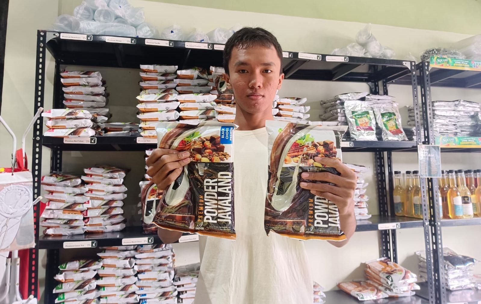 Laris Manis, Bubuk Bahan Minuman Berbagai Rasa di Kota Serang Habis 30 Ton Selama Ramadan
