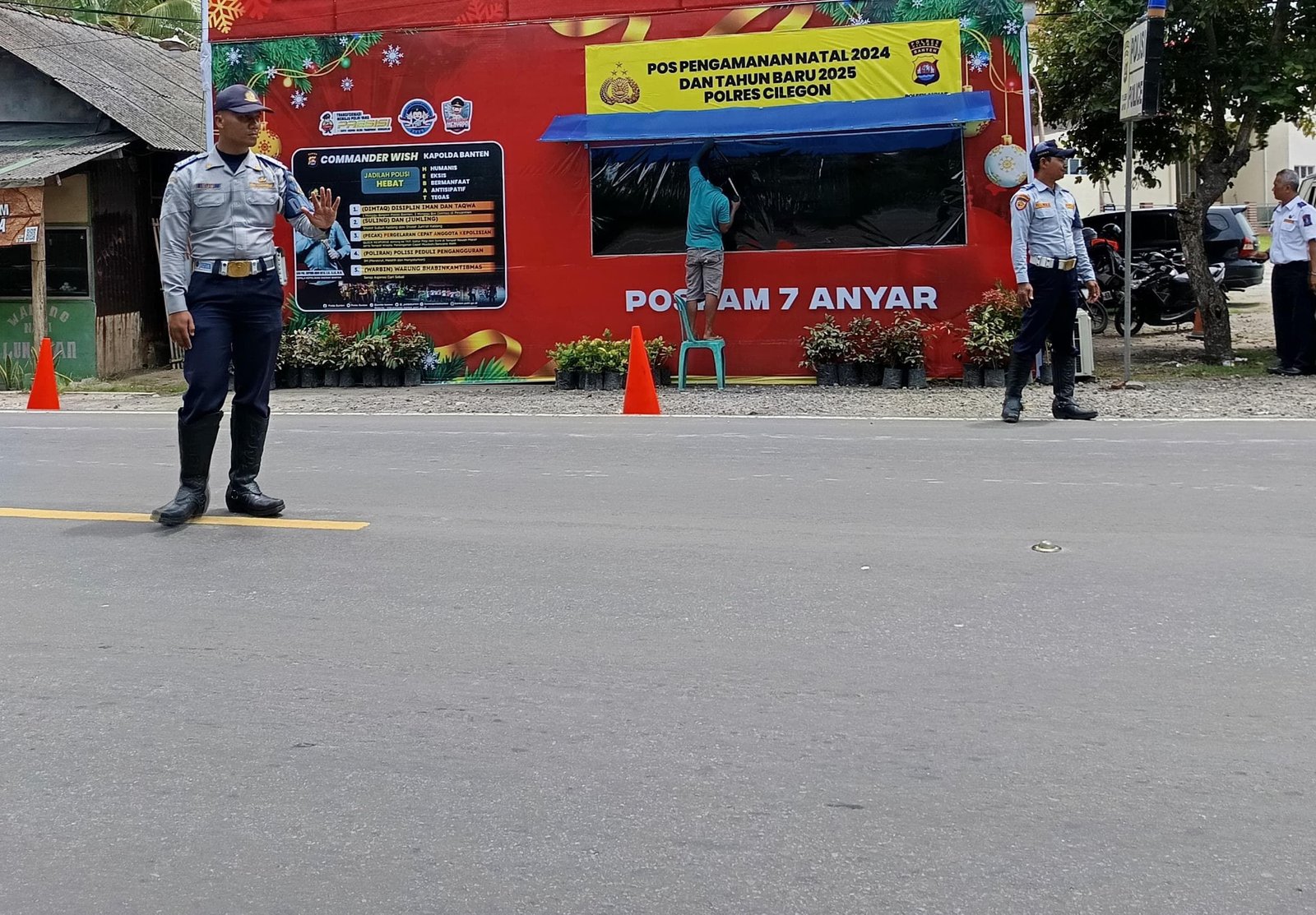 Pastikan Arus Mudik Lebaran Aman, Dishub Serang Siapkan 14 Pospam untuk Antisipasi Kemacetan 8 Pastikan Arus Mudik Lebaran Aman, Dishub Serang Siapkan 14 Pospam untuk Antisipasi Kemacetan