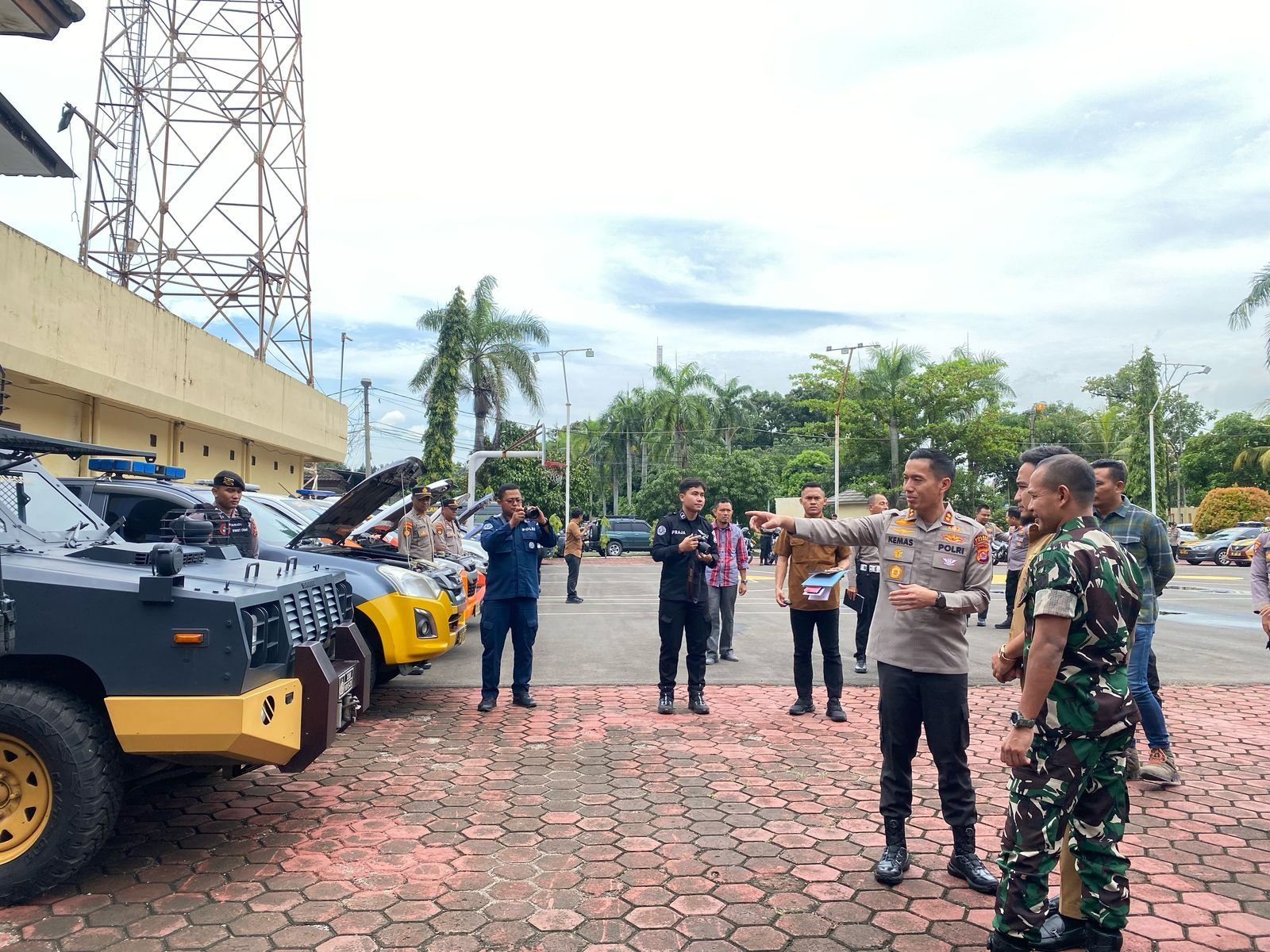 Jangan Panik di Jalan, Ratusan Personel Polres Cilegon Dipos di 9 Titik Jalur Mudik Lebaran 2025