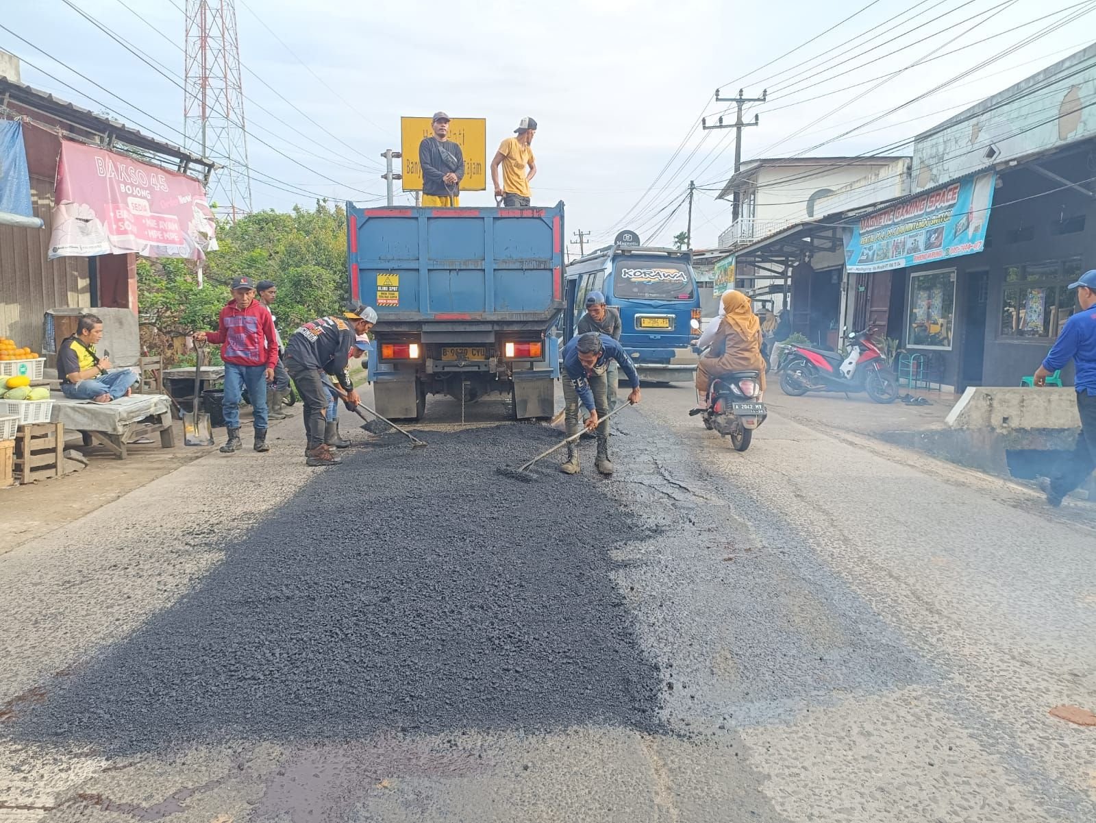 DPUPR Banten Pastikan Ruas Jalan Pandeglang Siap Dilalui Pemudik Saat Lebaran 1 DPUPR Banten Pastikan Ruas Jalan Pandeglang Siap Dilalui Pemudik Saat Lebaran