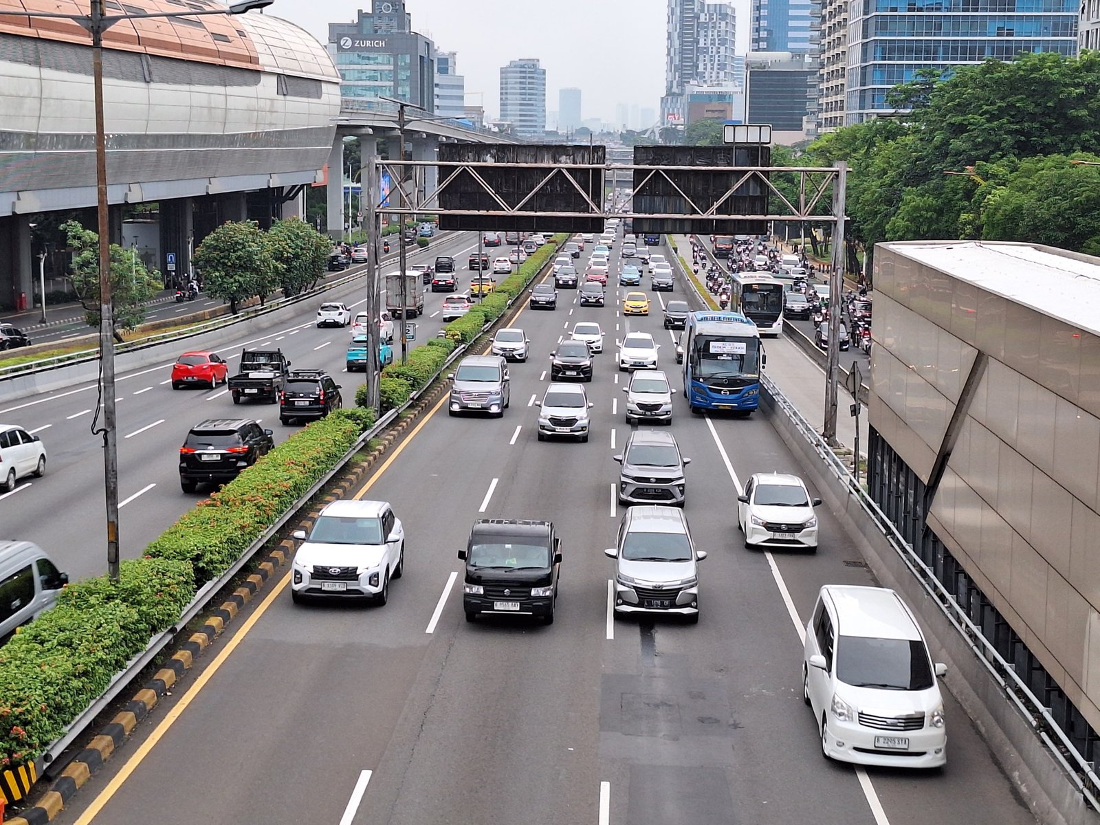 Pemudik Arah Jawa Wajib Simak, Tol Japek Bakal Diberlakukan Sistem Contraflow