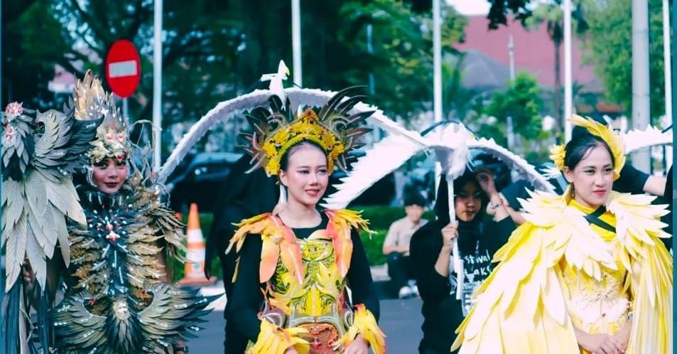60 Boneka Diarak, Festival Atraksi Boneka Banten Tampilkan Karya Anak Berkebutuhan Khusus