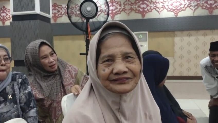 Tukang Urut Berusia Satu Abad Jadi Jemaah Calon Haji Tertua di Kabupaten Lebak