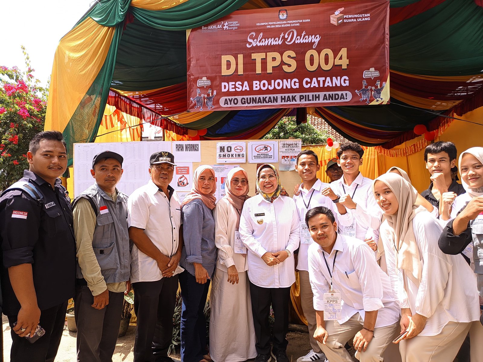 Partisipasi Pemilih di TPS 4 Bojong Catang Diklaim Tinggi 1 Partisipasi Pemilih di TPS 4 Bojong Catang Diklaim Tinggi