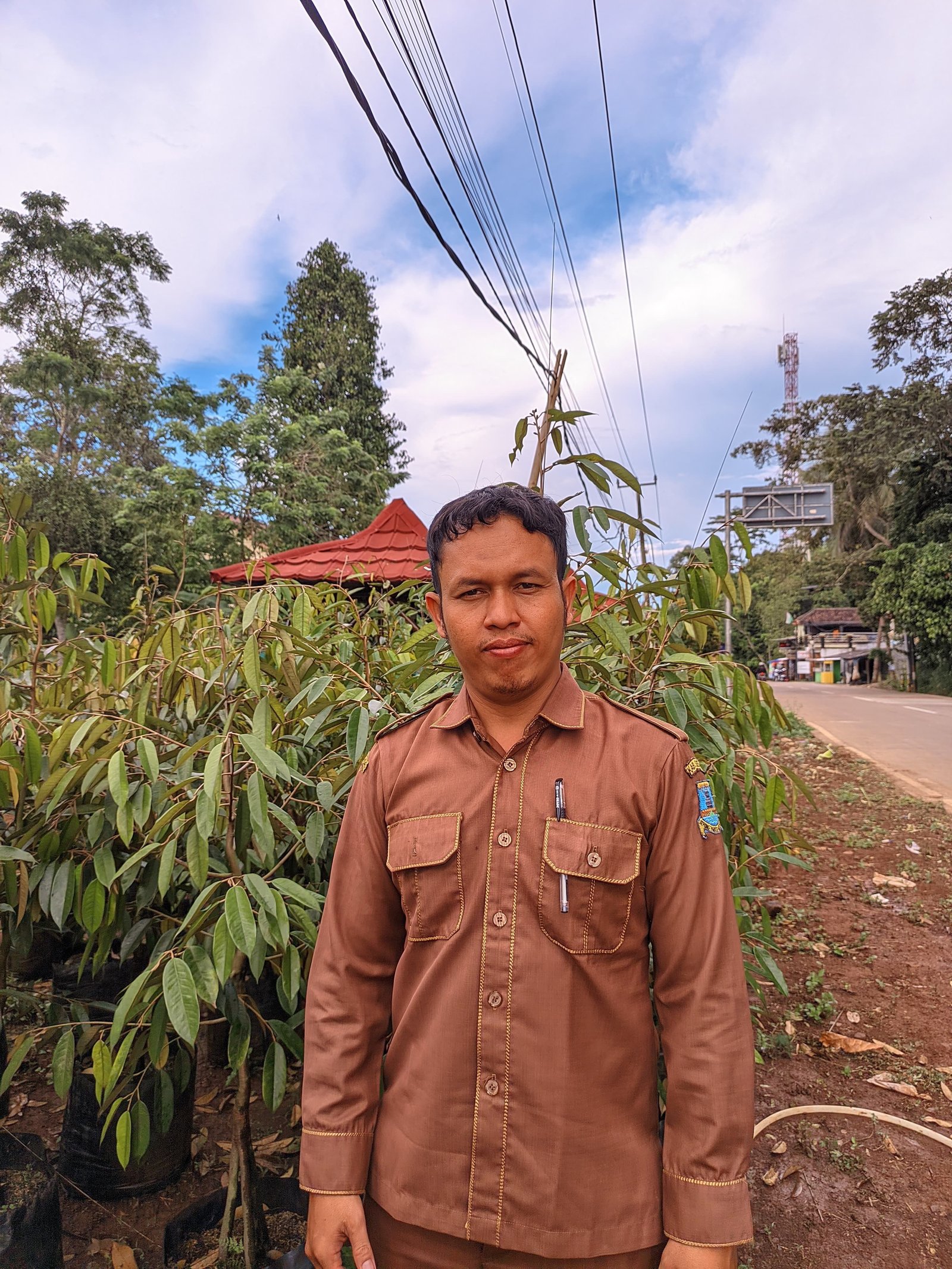 Iip Sujatna Tak Kenal Lelah Memotivasi Petani Muda