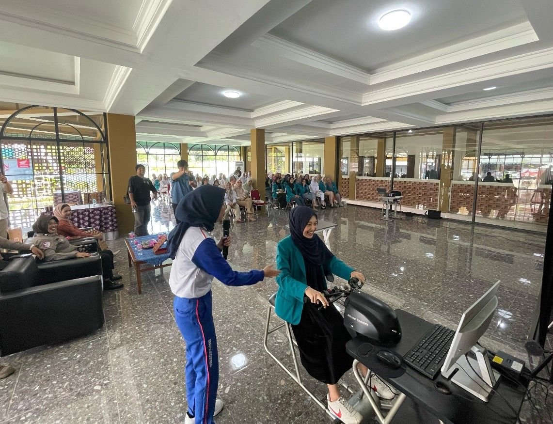 Honda Banten Edukasi Kartini Muda Universitas Faletehan Safety Riding di Jalan Raya 10 Honda Banten Edukasi Kartini Muda Universitas Faletehan Safety Riding di Jalan Raya