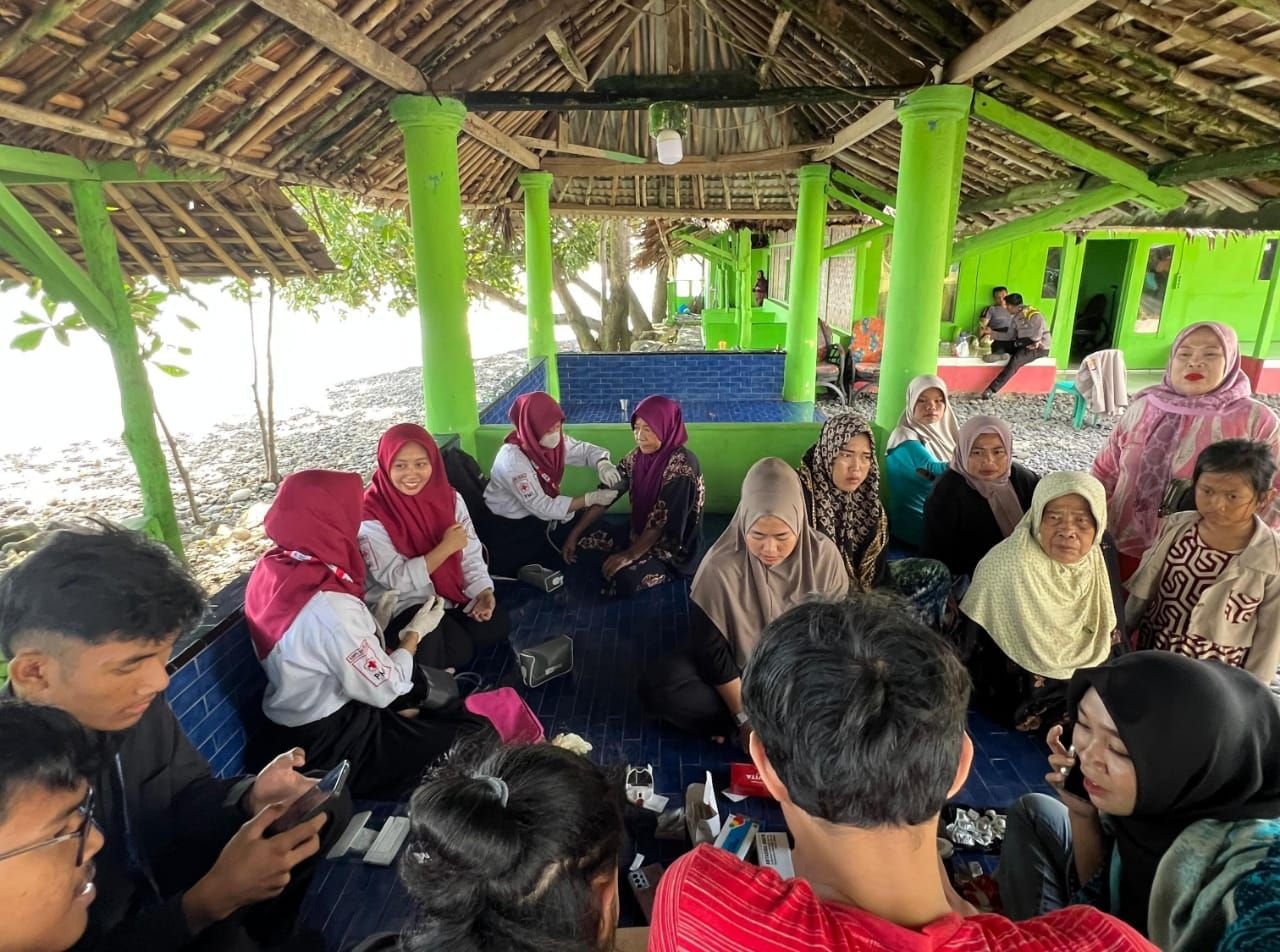 Bakti Sosial Aliansi BEM Banten Bersatu di Dua Desa di Kecamatan Cinangka, Ini yang Dilakukan 1 Bakti Sosial Aliansi BEM Banten Bersatu di Dua Desa di Kecamatan Cinangka, Ini yang Dilakukan