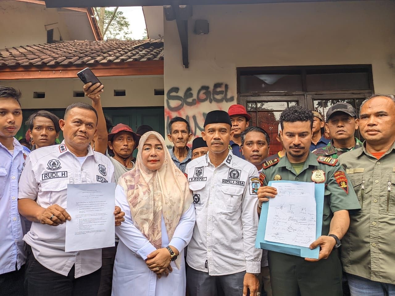 Ditolak Keras Warga, Proyek Pengembangan Wisata Gunung Pinang Resmi Dibatalkan