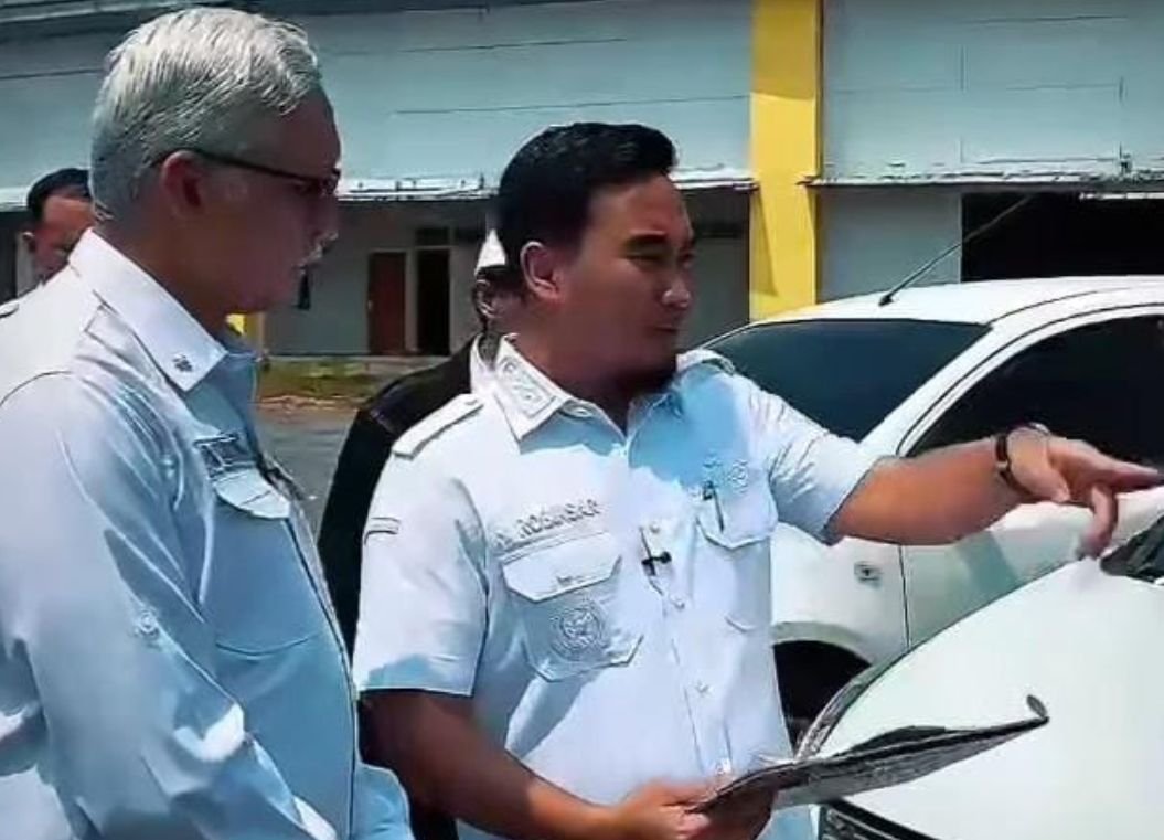 Kendaraan Dinas Eselon IV di Cilegon Dilucuti, Sudah Ada 52 Kendaraan Dinas Siap Dilelang 7 Kendaraan Dinas Eselon IV di Cilegon Dilucuti, Sudah Ada 52 Kendaraan Dinas Siap Dilelang