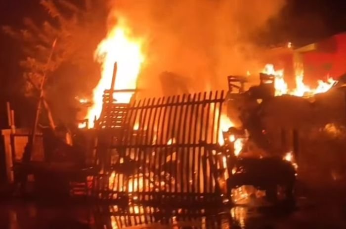 Janda Tua di Pontang Tewas Terbakar, Rumahnya Hangus Diduga Karena Obat Nyamuk 1 Janda Tua di Pontang Tewas Terbakar, Rumahnya Hangus Diduga Karena Obat Nyamuk