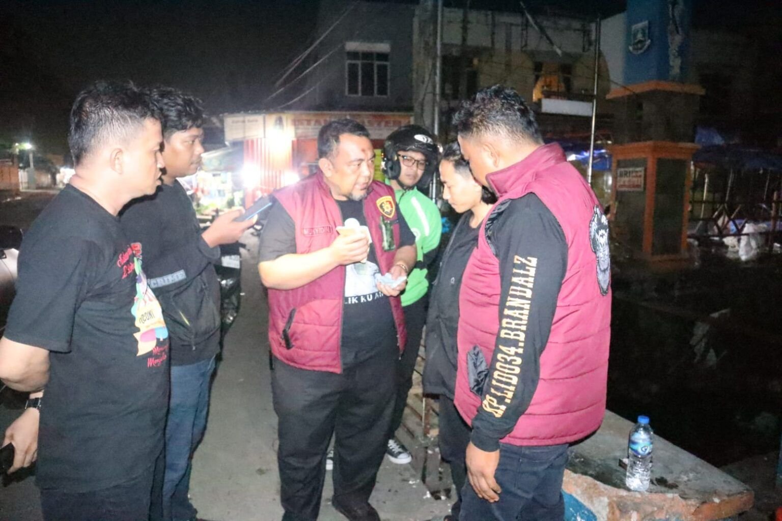 Polres Cilegon Amankan Dua Preman Pasar Kranggot, Lakukan Pemalakan Bongkar Muat Barang 1 Polres Cilegon Amankan Dua Preman Pasar Kranggot, Lakukan Pemalakan Bongkar Muat Barang