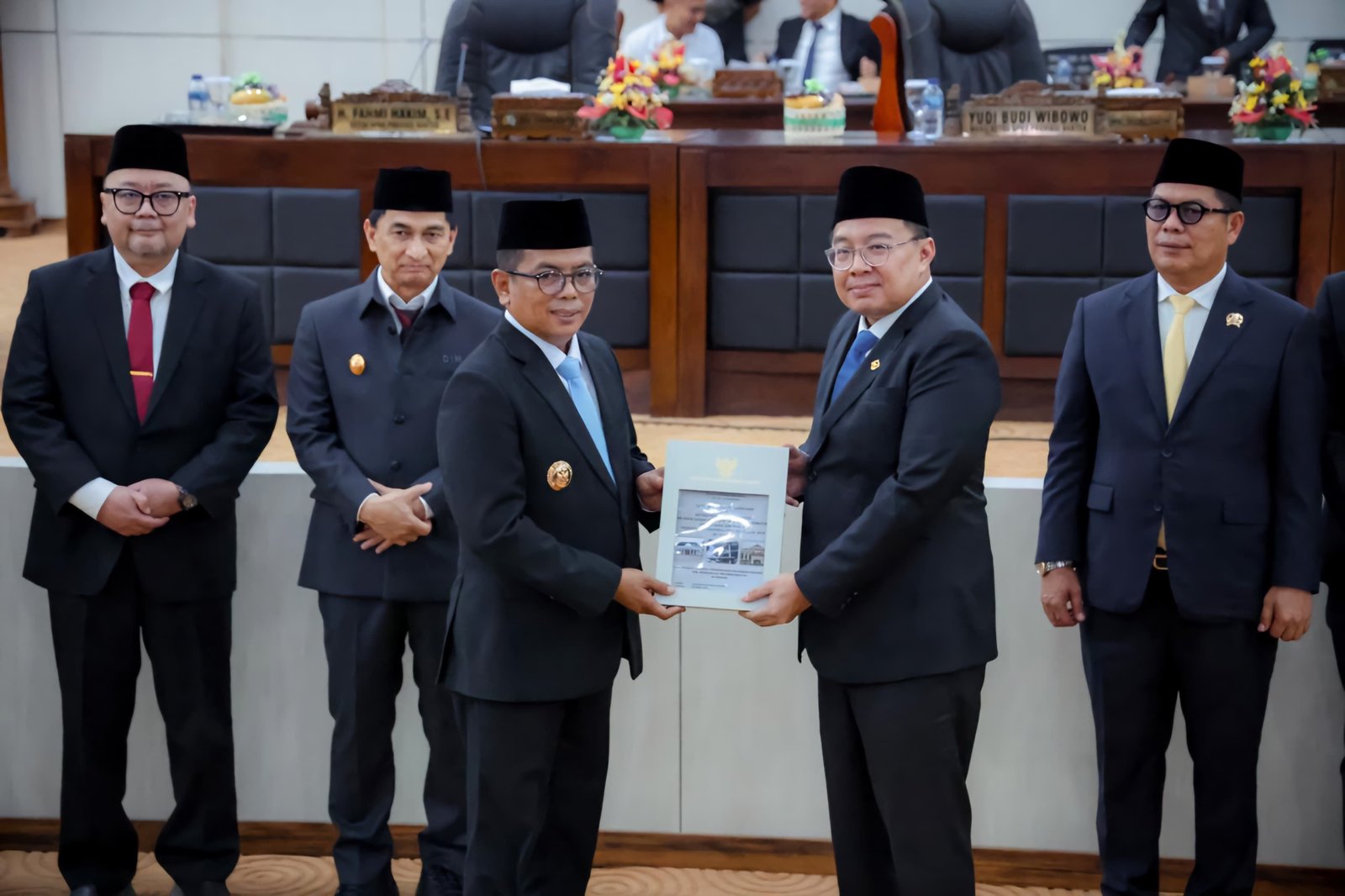 Dana BOS Jadi Catatan BPK di Pemprov Banten, Andra Soni Bakal Bakal Bina Kepala Sekolah 1 Dana BOS Jadi Catatan BPK di Pemprov Banten, Andra Soni Bakal Bakal Bina Kepala Sekolah