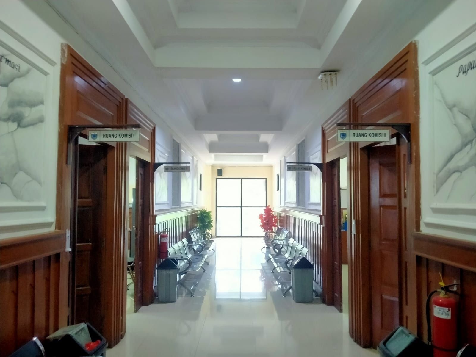 Kantor Kosong! 50 Anggota DPRD Pandeglang Tak Tampak Saat Jam Kerja, Diduga Kunker Tanpa Kejelasan