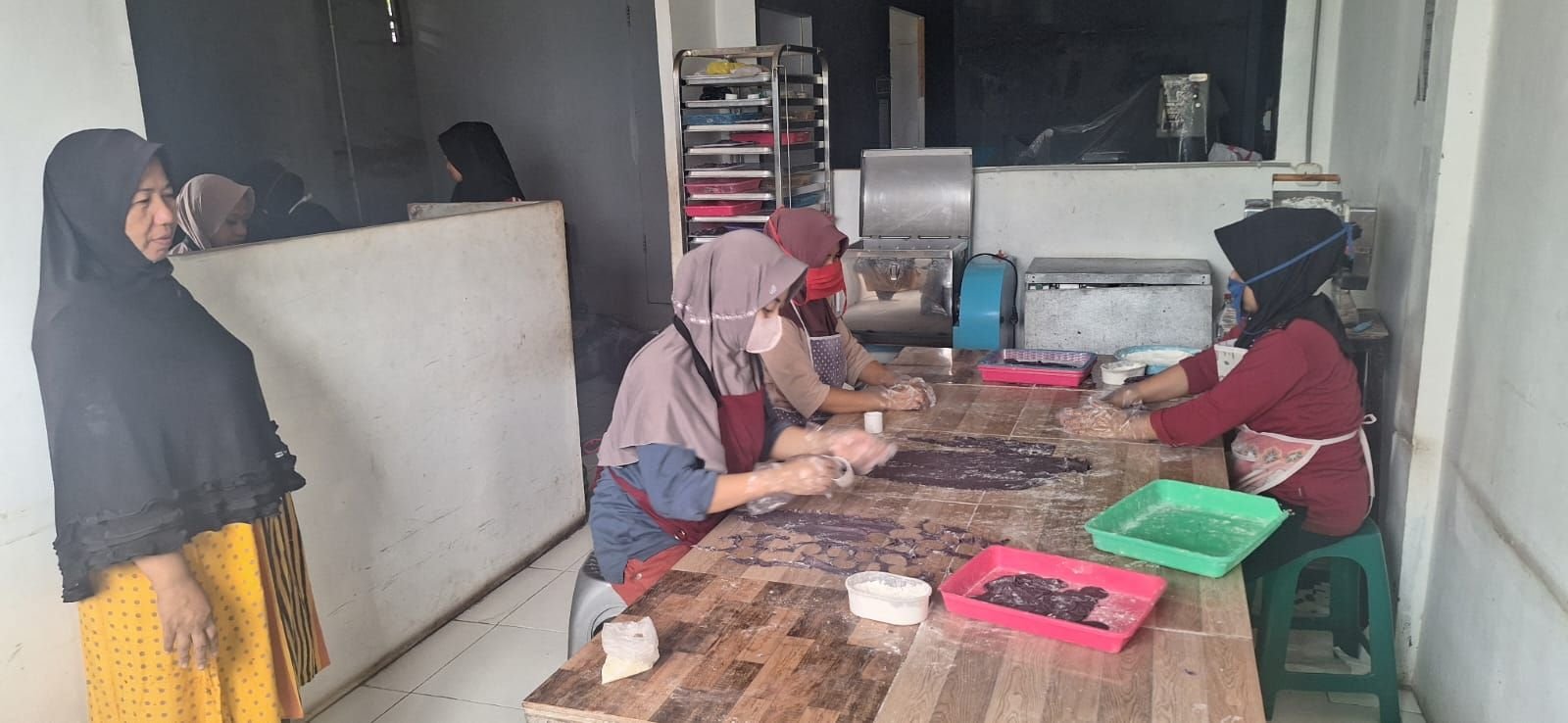 Berbekal Modal dan Pendampingan BRI, Hayanah Bangkitkan Perempuan Desa Lewat Ubi Jalar 2 Berbekal Modal dan Pendampingan BRI, Hayanah Bangkitkan Perempuan Desa Lewat Ubi Jalar