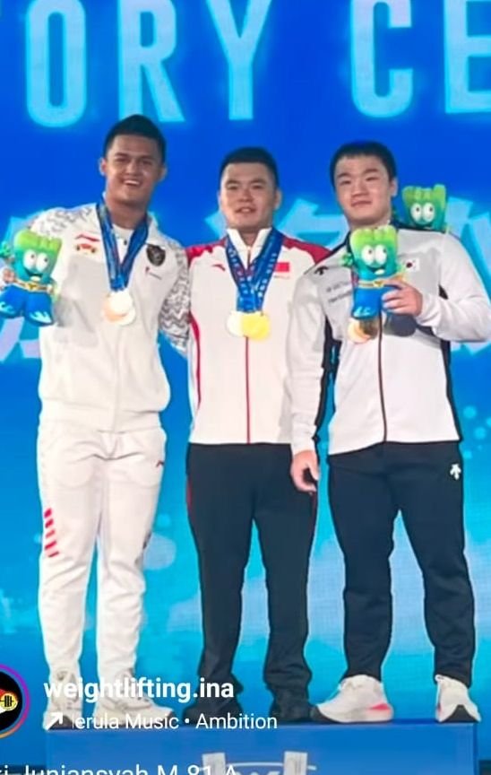 Rizki Bawa Pulang 2 Perak dan 1 Perunggu dari Kejuaraan Angkat Besi China 5 Rizki Bawa Pulang 2 Perak dan 1 Perunggu dari Kejuaraan Angkat Besi China