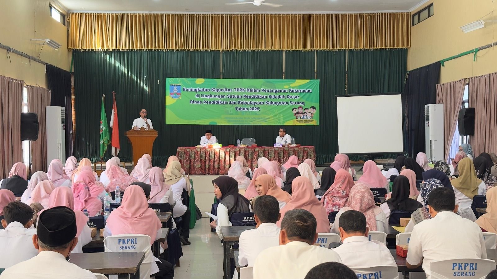 Dindikbud Serang Ingatkan Sekolah Dilarang Gelar Study Tour, Fokus Peningkatan Kompetensi Siswa 1 Dindikbud Serang Ingatkan Sekolah Dilarang Gelar Study Tour, Fokus Peningkatan Kompetensi Siswa