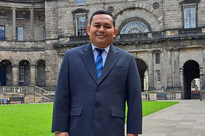 'Islam Gaya Baru' di Serang: Ketika Kesalehan Bertemu Kosmetik dan Sekolah Islam 6 'Islam Gaya Baru' di Serang: Ketika Kesalehan Bertemu Kosmetik dan Sekolah Islam