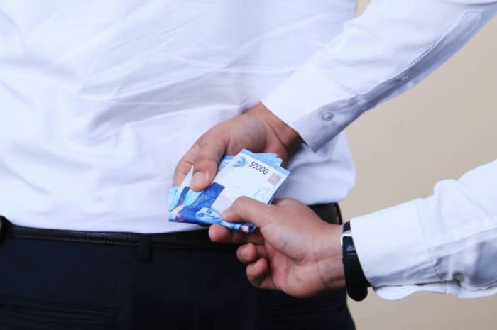 Khutbah Jumat Hari Ini: Menanamkan Nilai Antikorupsi kepada Anak Sejak Dini 9 Khutbah Jumat Hari Ini: Menanamkan Nilai Antikorupsi kepada Anak Sejak Dini