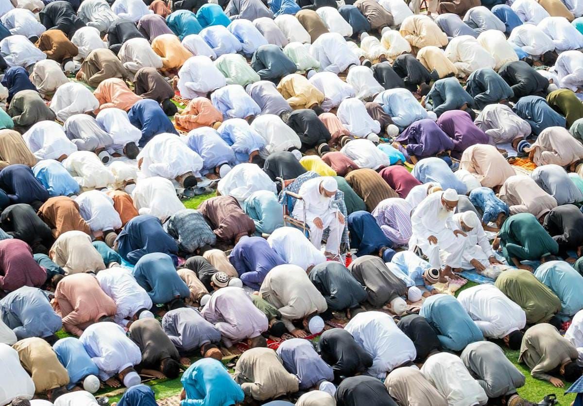Apakah Tetap Menjalankan Shalat Jumat Bagi Mereka yang Telah Sholat Ied di Momen Idul Adha?