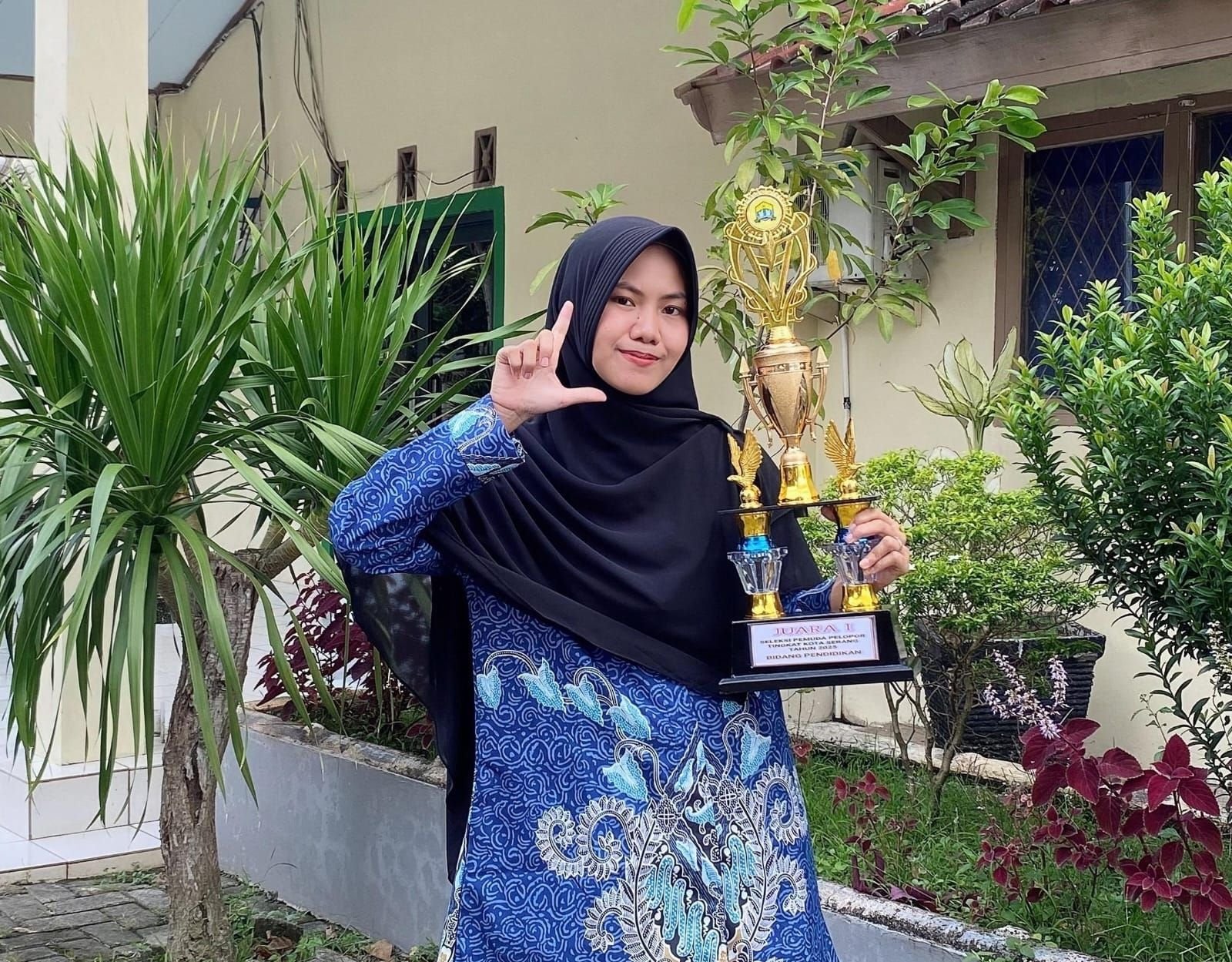 Keren! Founder TBM Titik Literasi Raih Juara 1 Pemuda Pelopor Bidang Pendidikan 9 Keren! Founder TBM Titik Literasi Raih Juara 1 Pemuda Pelopor Bidang Pendidikan
